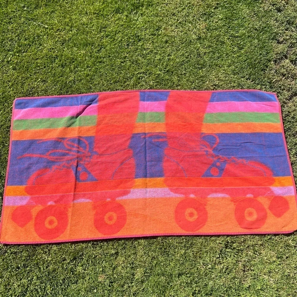 VTG Terry Treasure Roller Skate Roller Derby Beach Towel 60s 70s Cotton 26x50